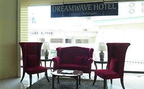 Dreamwave Hotel Lemery